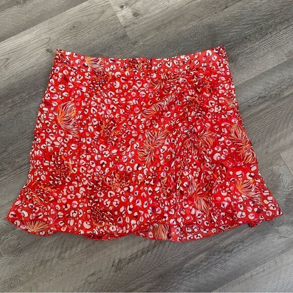 Nasty Gal Mini Skirt Petite Ruched Side Animal Print NEW 10 - Picture 3 of 13